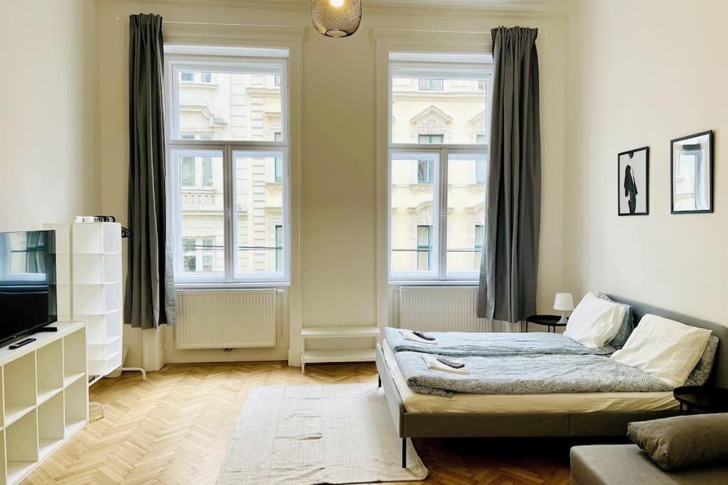 City-Center-Apartment Hip Area, Big & New Wien Exterior foto