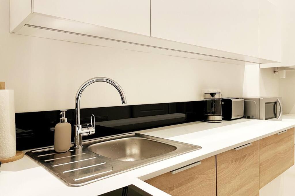 City-Center-Apartment Hip Area, Big & New Wien Exterior foto